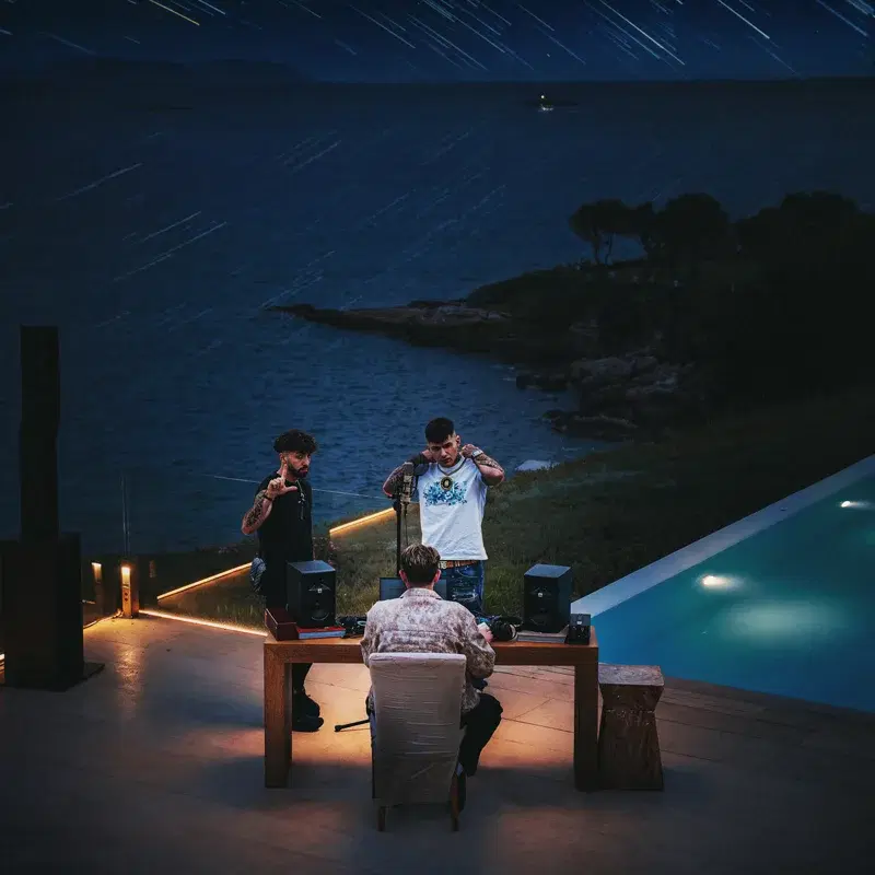 SHOOTING STARS