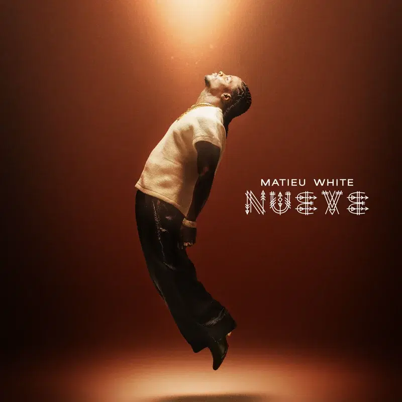NUEVE