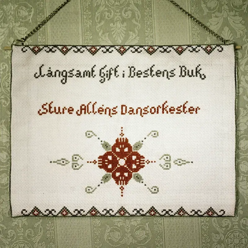 Långsamt Gift I Bestens Buk