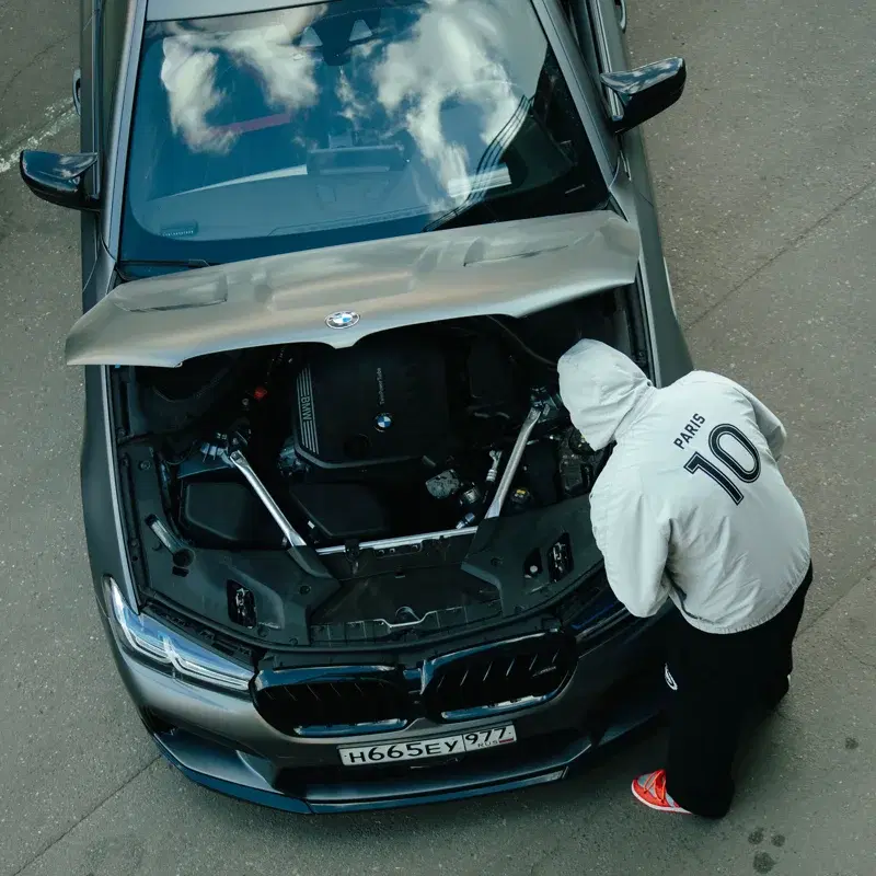 В первых рядах