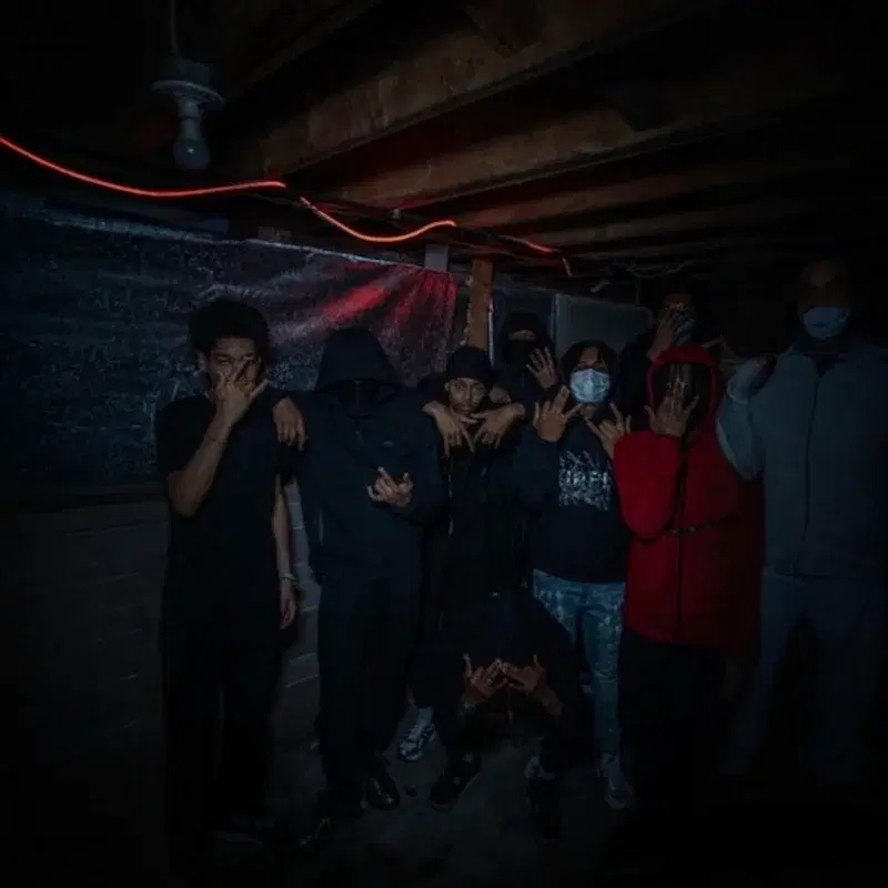 NightKrawler (feat. Adot Ebk, Jr2Wokky, yen34 & Dotty B)