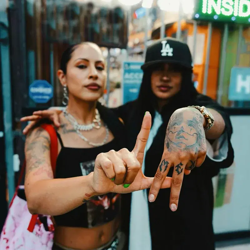 Chicanas Del Callejon