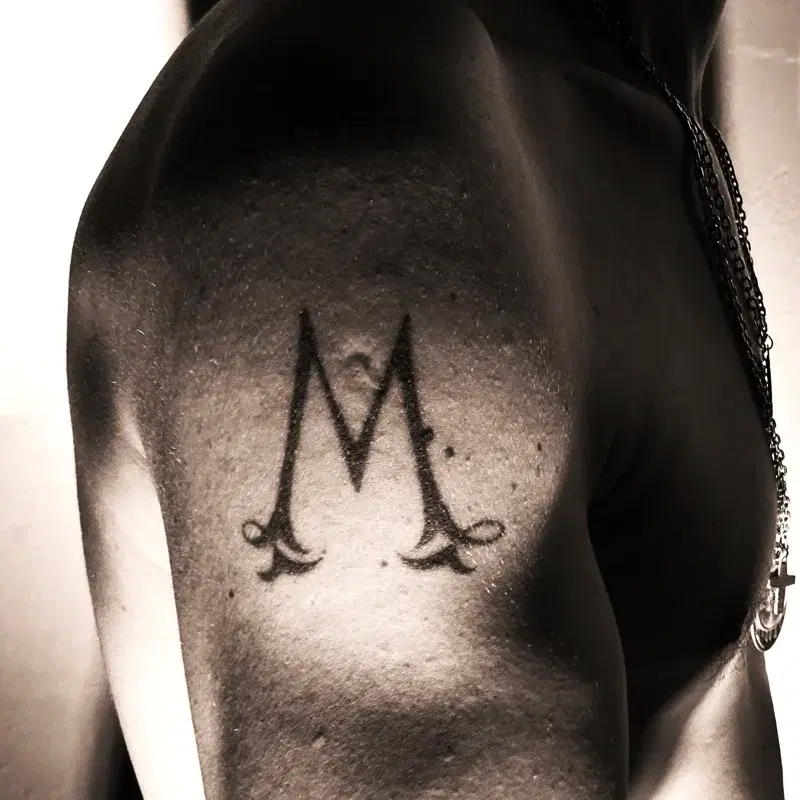María