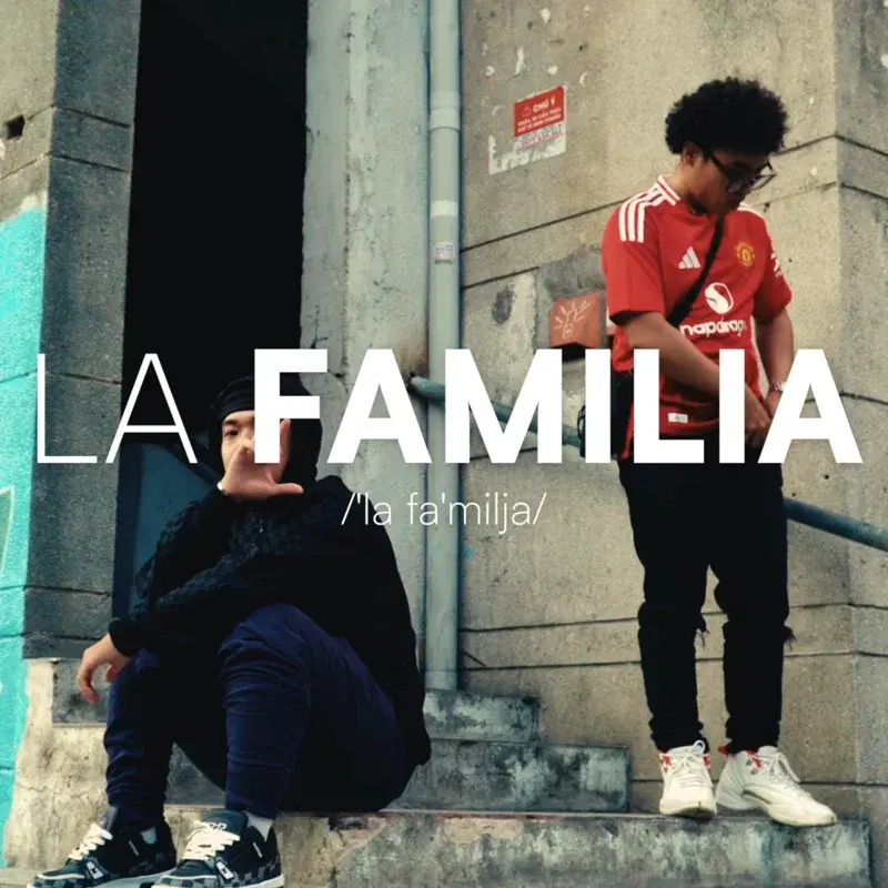 LA FAMILIA