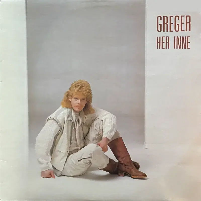Greger her inne