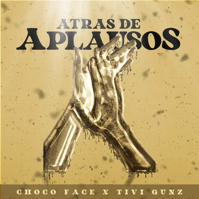 Atras de Aplausos