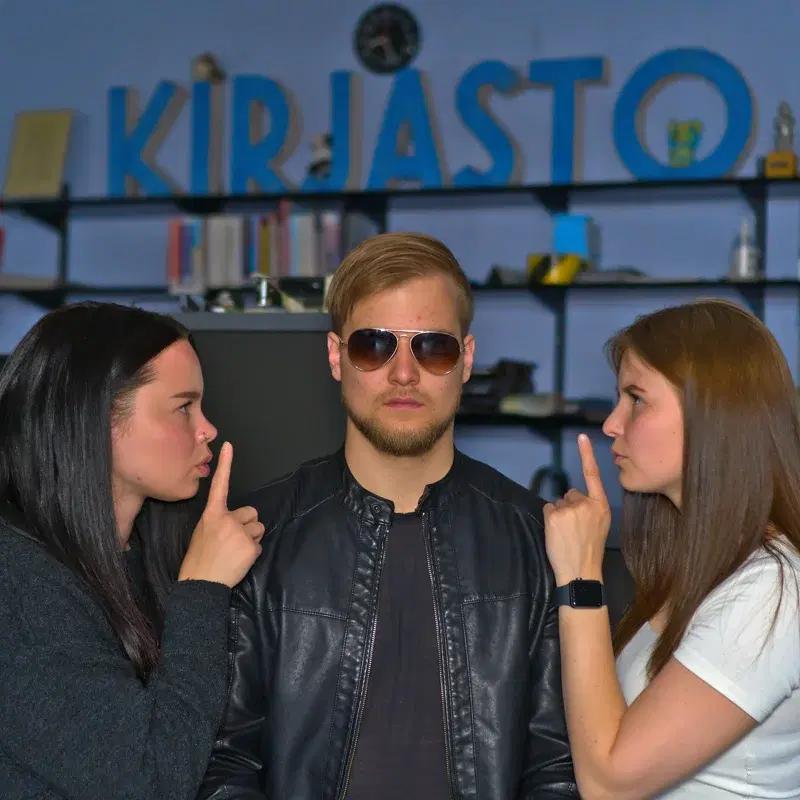 Kirjasto