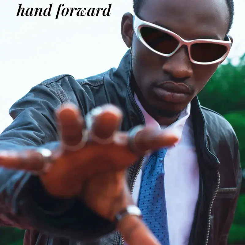 hand forward