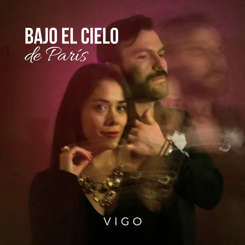 Bajo El Cielo De París