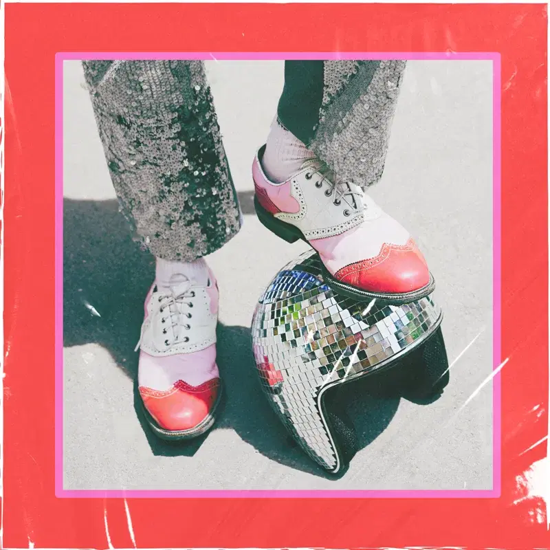A Groove for Dirty Makeup & Silver Pants