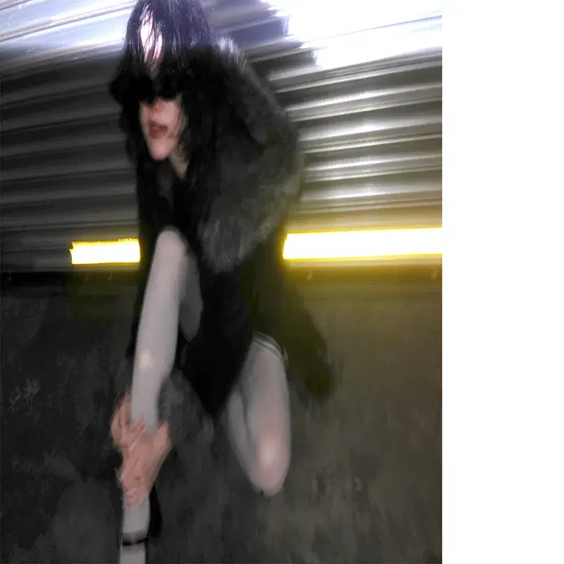 knee/touch