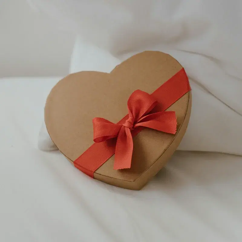 She Left A Heart