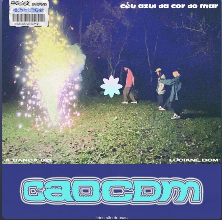 Céu Azul da Cor do Mar