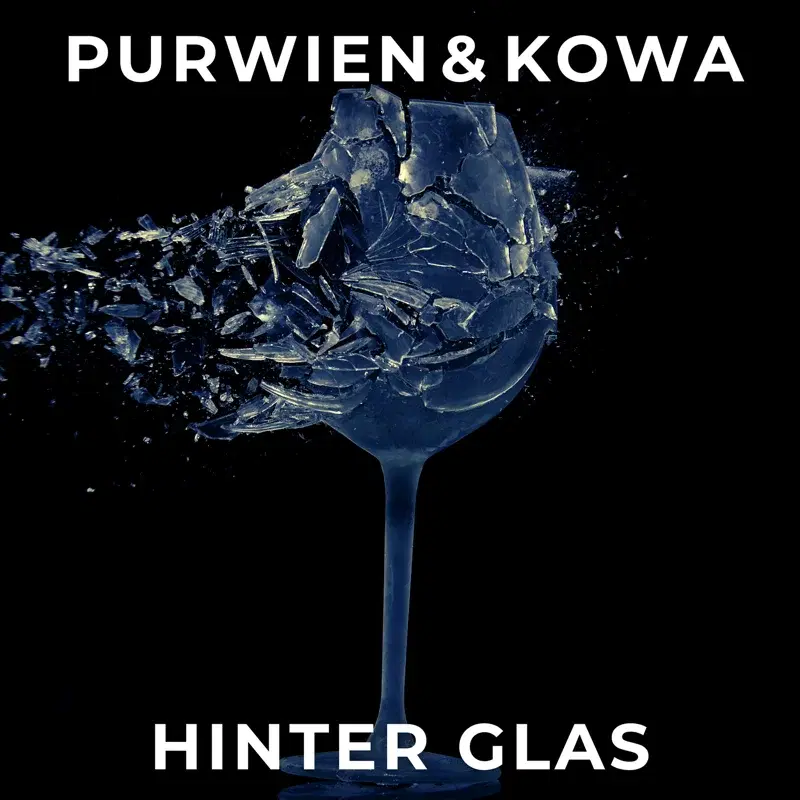 Hinter Glas