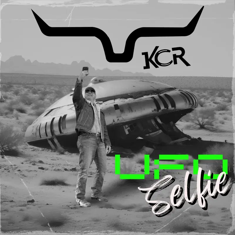 UFO Selfie