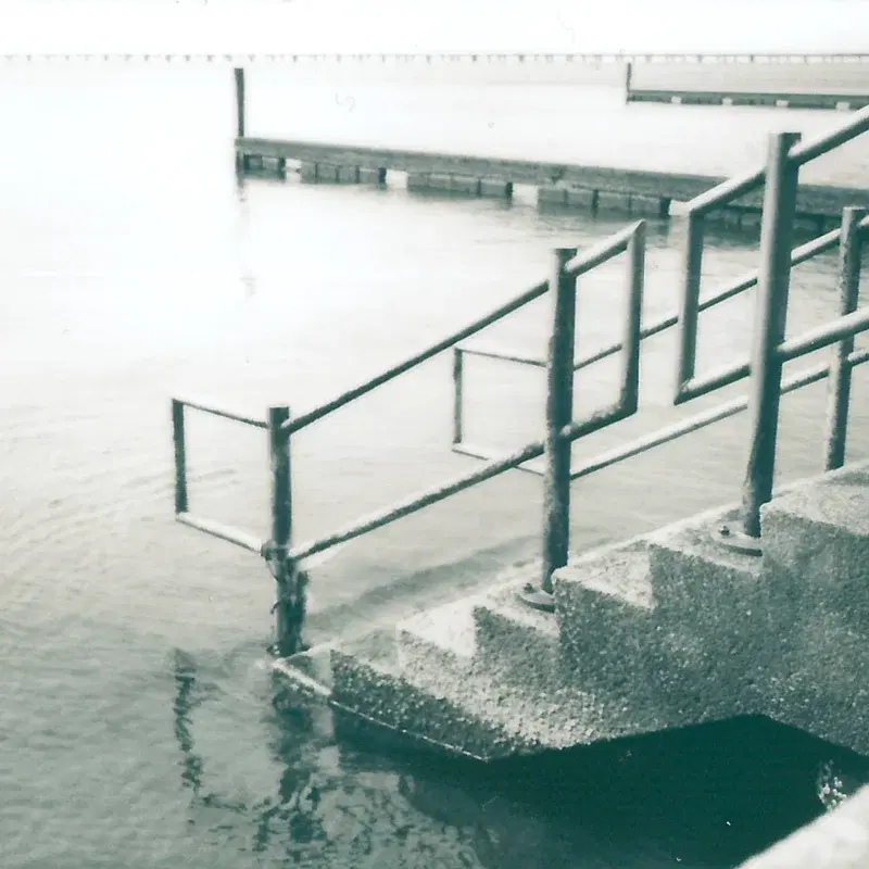 Stains on Lakefront